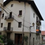 vivienda unifamiliar con caldera de leña vigas en Berástegui un pueblo gipuzcoano en el limite de la provincia de navarra