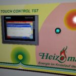 Cuadro de control con pantalla Táctil y sistema de tele-gestión Online, muy útil para parametrización a distancia Somos distribuidores de calderas industriales Heizomat en Castilla y León, La Rioja, Navarra y Paí­s Vasco