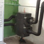 separador de lodos en instalación hidráulica de calefacción en industria de navarra con cascada de calderas de pellet okofen