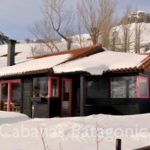 Instalación de caldera de pellet okofen en la provincia de León Picos de Europa climatización para 6 cabañas patagonicas con emisores de radiadores y agua caliente sanitaria