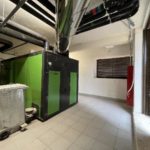 Caldera policombustible de biomasa de 400 kw de potencia capaz de quemar combustibles de biomasa de muy baja calidad y de kilómetro cero